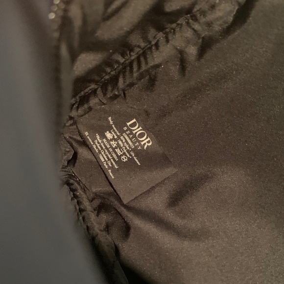 Dior Navy Blue Toiletry Bag - Picture 5 of 10